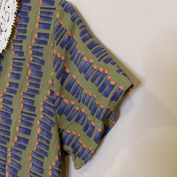 Vintage midi dress with lace collar in size Small - Picture 4 of 9